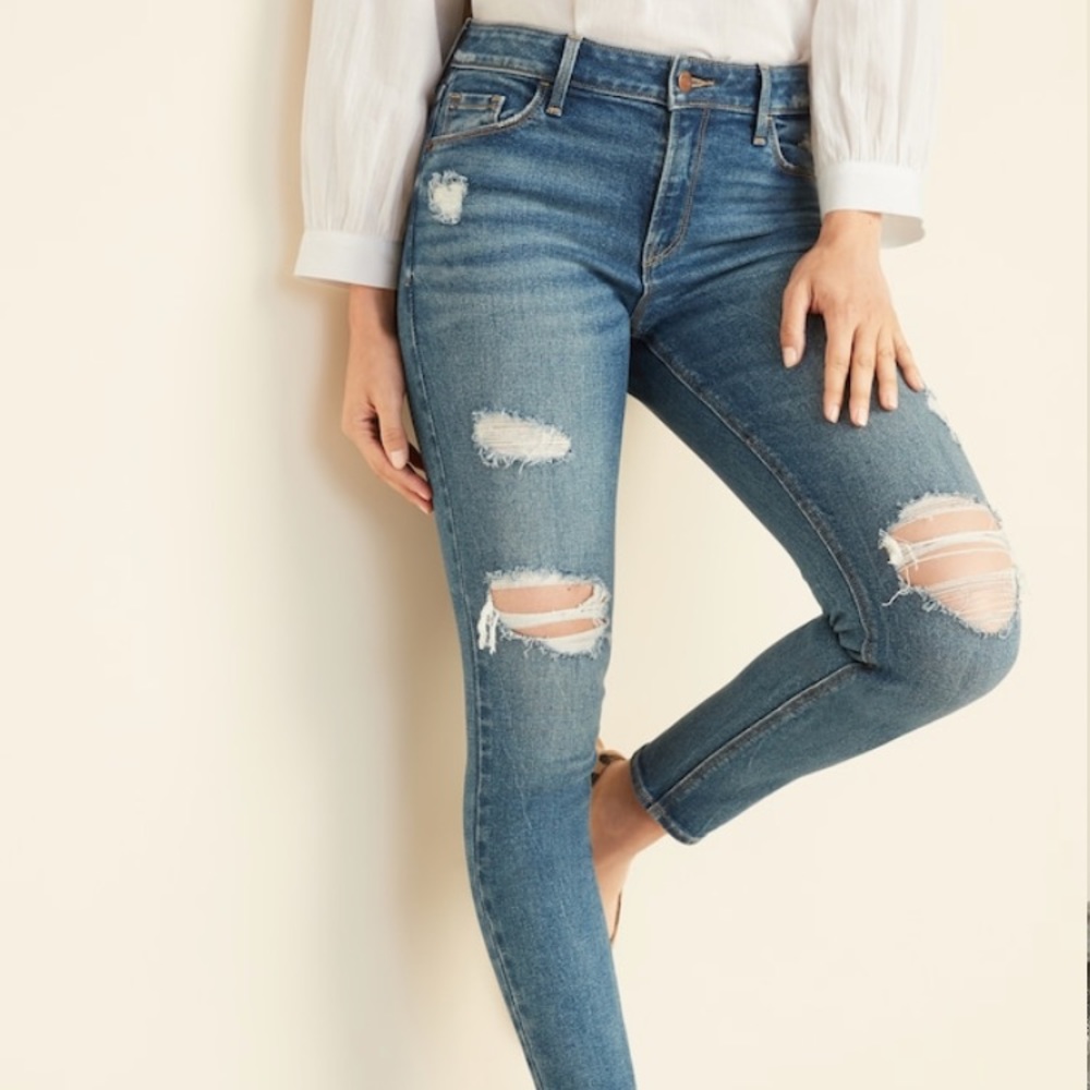 Distressed high rise skinny jeans
